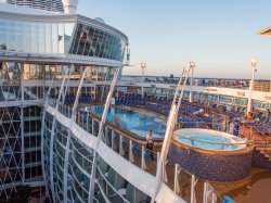 Harmony of the Seas Sports Pool picture