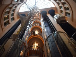 Norwegian Dawn Grand Atrium picture