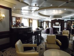 Azamara Quest Discoveries Bar picture