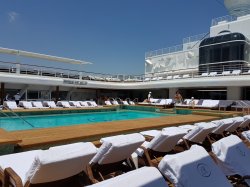 Seven Seas Explorer Pool picture