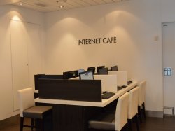 Internet Cafe picture