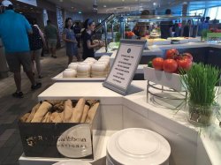 Harmony of the Seas Windjammer Marketplace picture