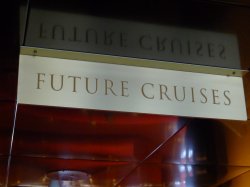 Zaandam Future Cruise Desk picture