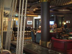 Ovation of the Seas Schooner Bar picture