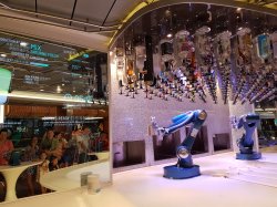 Ovation of the Seas Bionic Bar picture