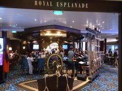 Ovation of the Seas Schooner Bar picture