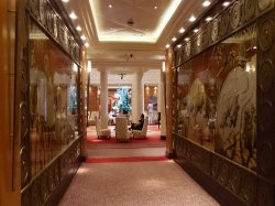 Queen Mary Grand Lobby picture