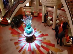 Queen Mary Grand Lobby picture