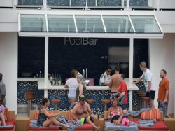 Celebrity Silhouette Pool Bar picture