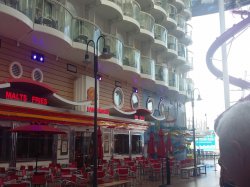 Harmony of the Seas Johnny Rockets picture