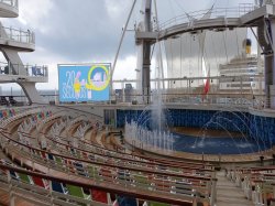 Harmony of the Seas Aqua Theater picture