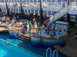 Norwegian Pearl Tahitian Pool picture