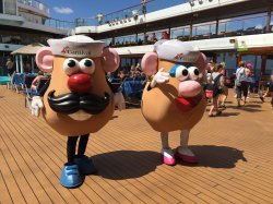 Carnival Magic Beach Pool picture