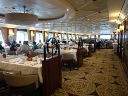 Azamara Quest Discoveries Restaurant picture