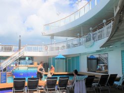 Norwegian Pearl Tahitian Pool picture