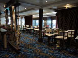 Ovation of the Seas Schooner Bar picture