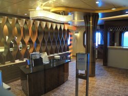 Ovation of the Seas Diamond Club picture