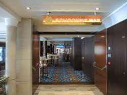 Ovation of the Seas Schooner Bar picture