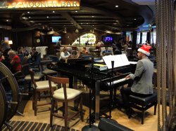 Ovation of the Seas Schooner Bar picture