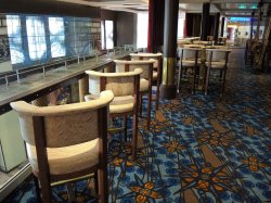 Ovation of the Seas Schooner Bar picture