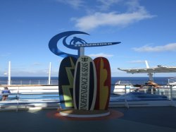 Independence of the Seas FlowRider picture