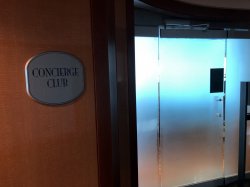 Serenade of the Seas Concierge Club picture