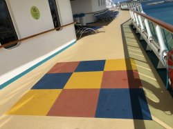 Serenade of the Seas Sports Deck picture