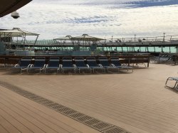 Grandeur of the Seas Main Pool picture